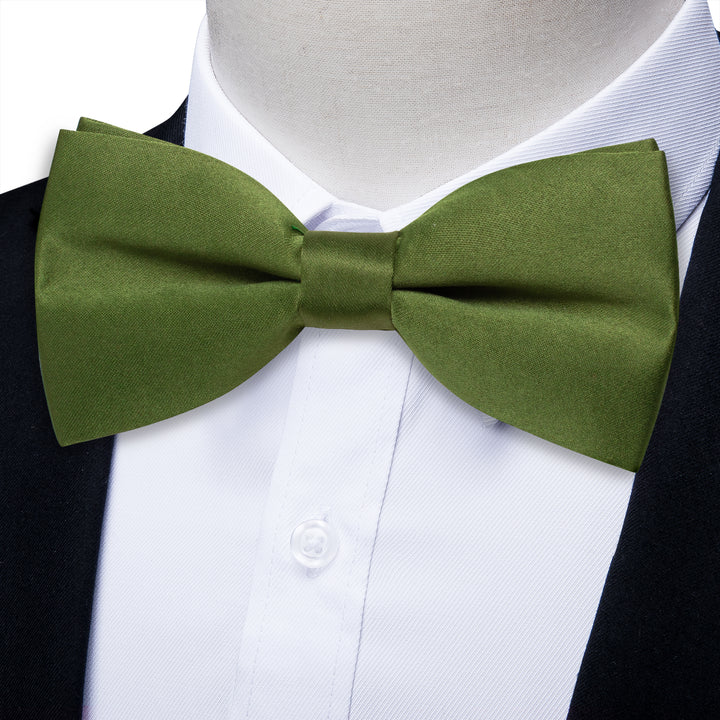 emerald green bow tie